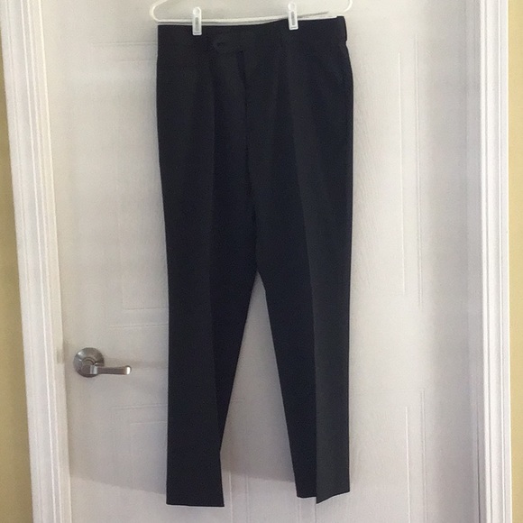 Men. Suit - Picture 4 of 9